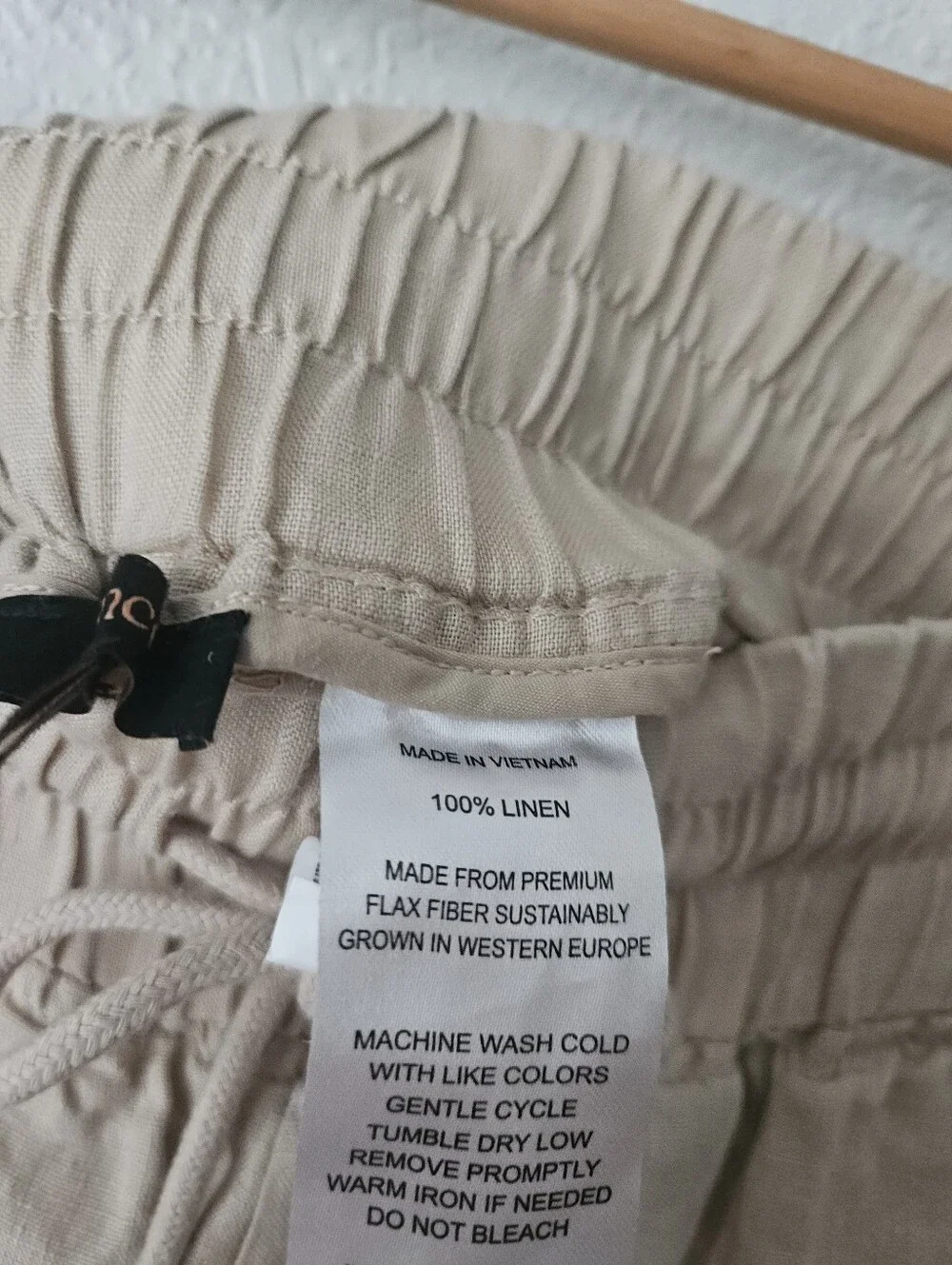 Quince 100% european linen wide leg relaxed pants in driftwood, cream tan, small